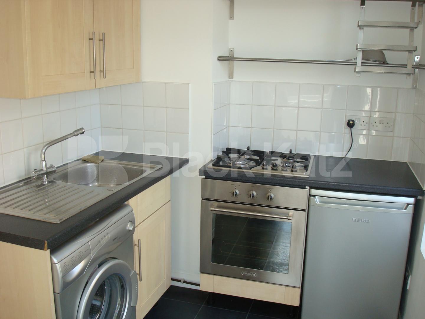 			NEW INSTRUCTION, 1 Bedroom, 1 bath, 1 reception Flat			 Leverton Street, Kentish Town